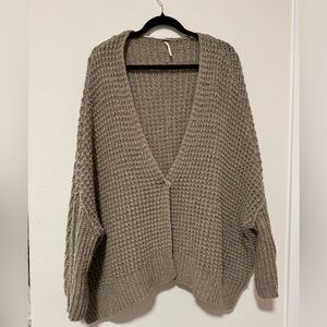 FREE PEOPLE oversized knit sweater